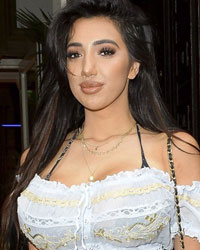 Chloe Khan